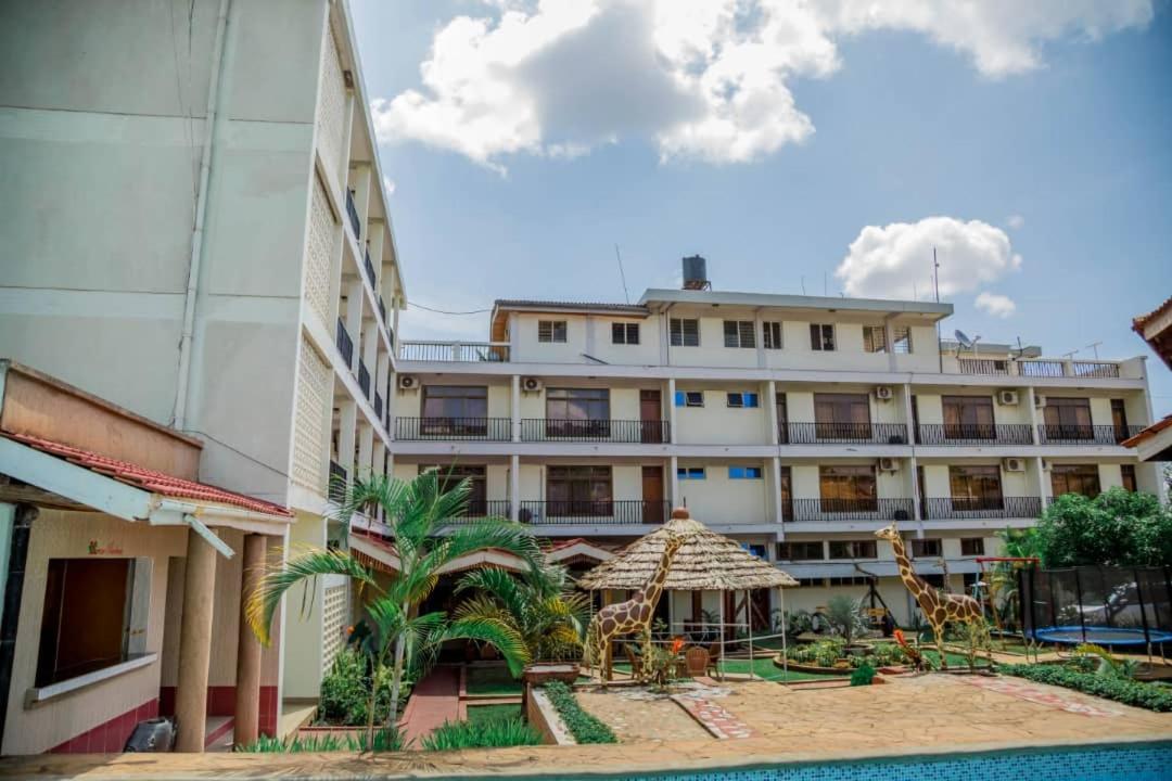 Kilimanjaro Crane Hotel 모시 외부 사진